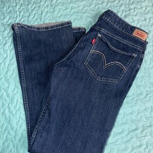 Women’s Levis super low 518 Jeans Dark Blue Size 11M